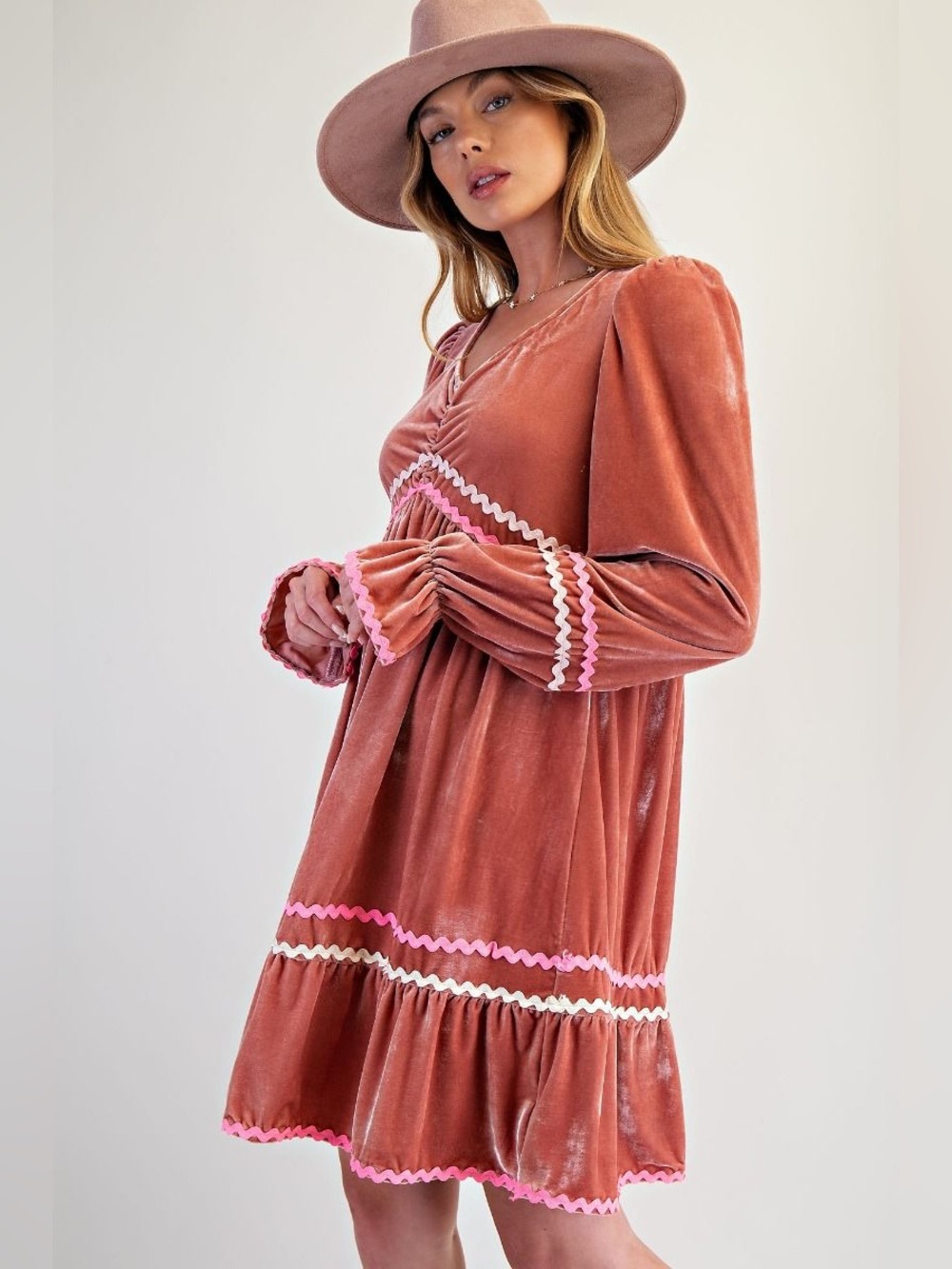 $22 Final Price! 🛍️ Easel Sugar & Spice Gingerbread Velvet Tunic Dress Boho New - Picture 4 of 9